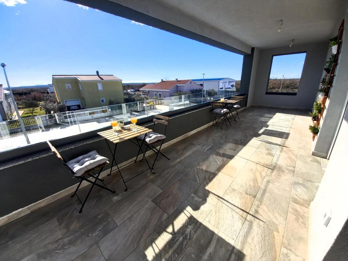 Villa Tia With Heated Pool & Jacuzzi Murvica  Экстерьер фото
