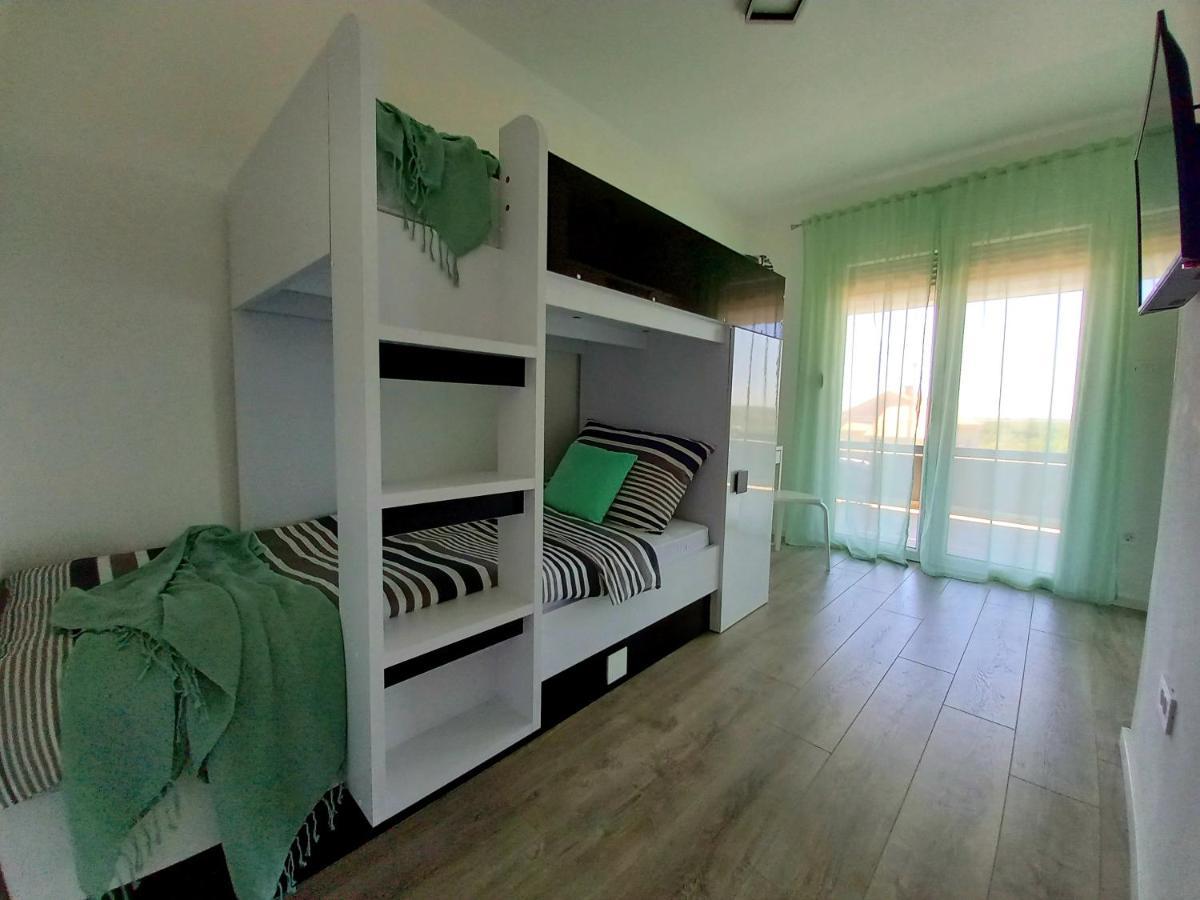 Villa Tia With Heated Pool & Jacuzzi Murvica  Экстерьер фото