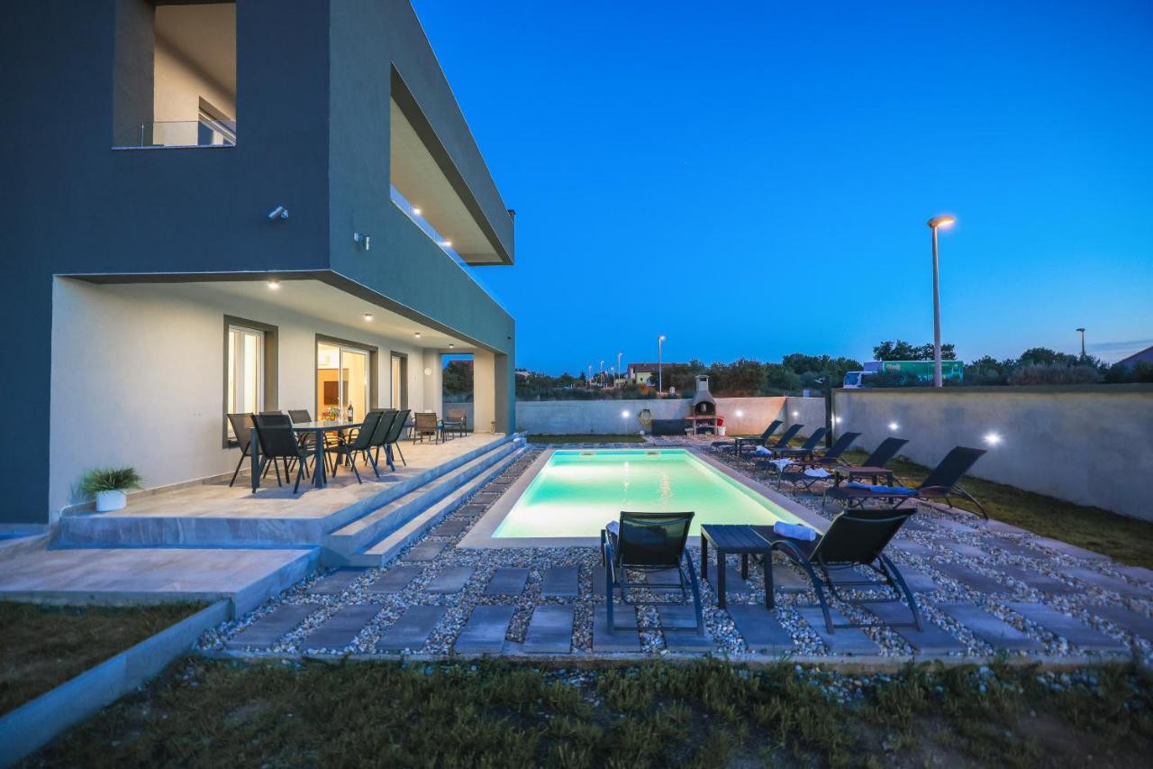 Villa Tia With Heated Pool & Jacuzzi Murvica  Экстерьер фото