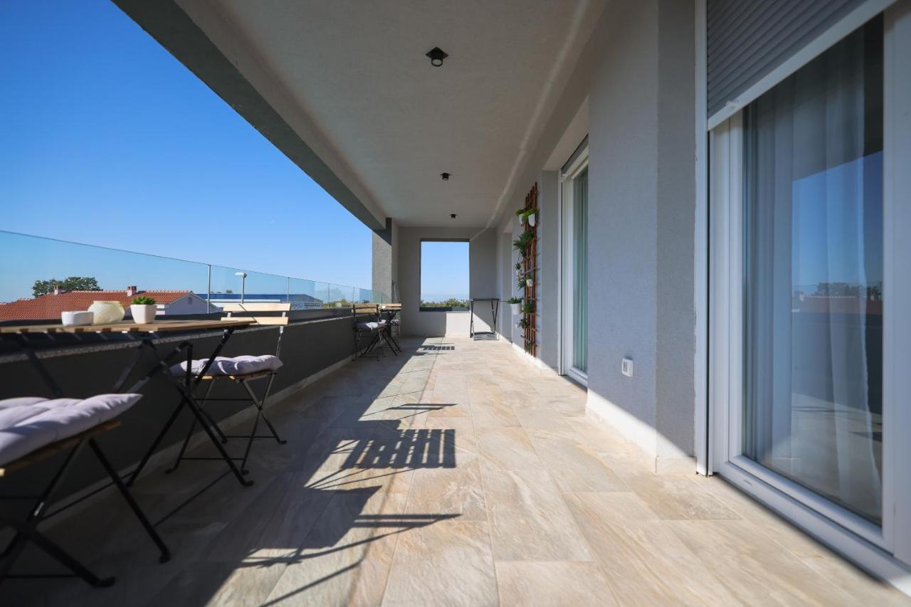 Villa Tia With Heated Pool & Jacuzzi Murvica  Экстерьер фото