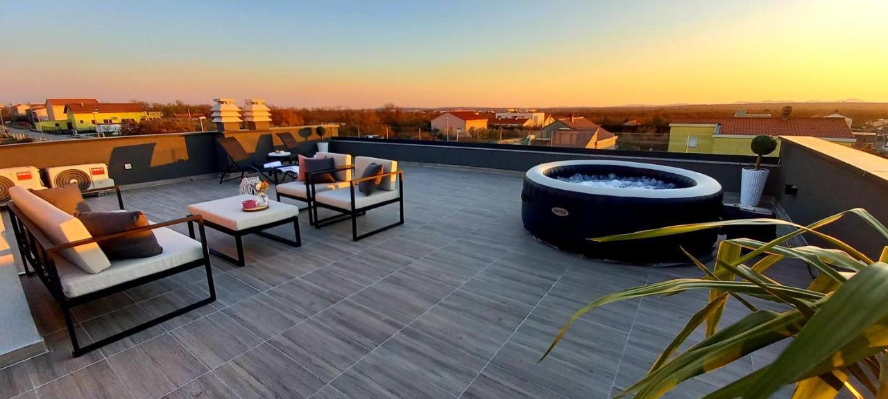 Villa Tia With Heated Pool & Jacuzzi Murvica  Экстерьер фото