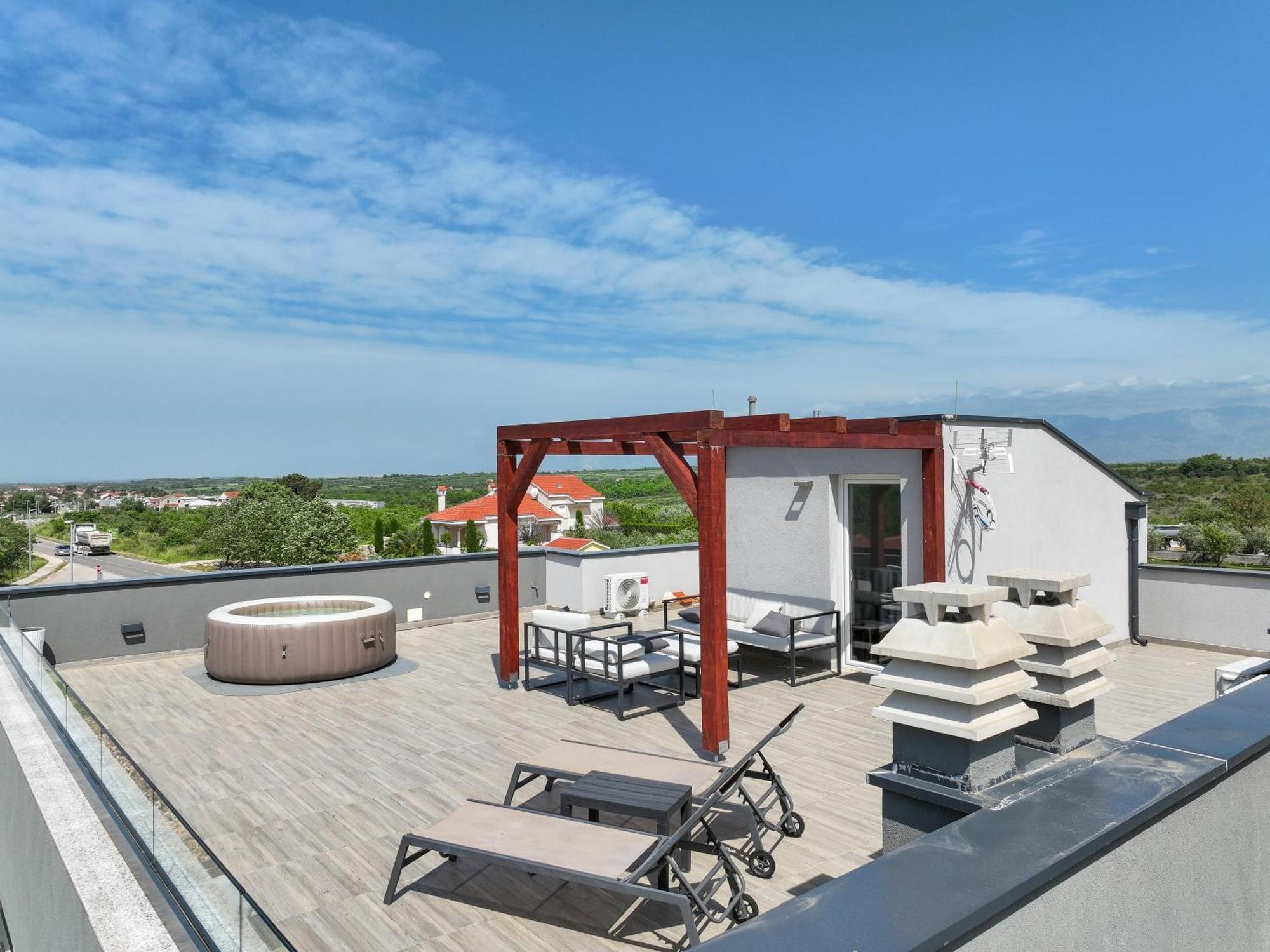 Villa Tia With Heated Pool & Jacuzzi Murvica  Экстерьер фото